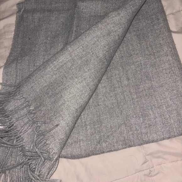 Scarf - Picture 5 of 5